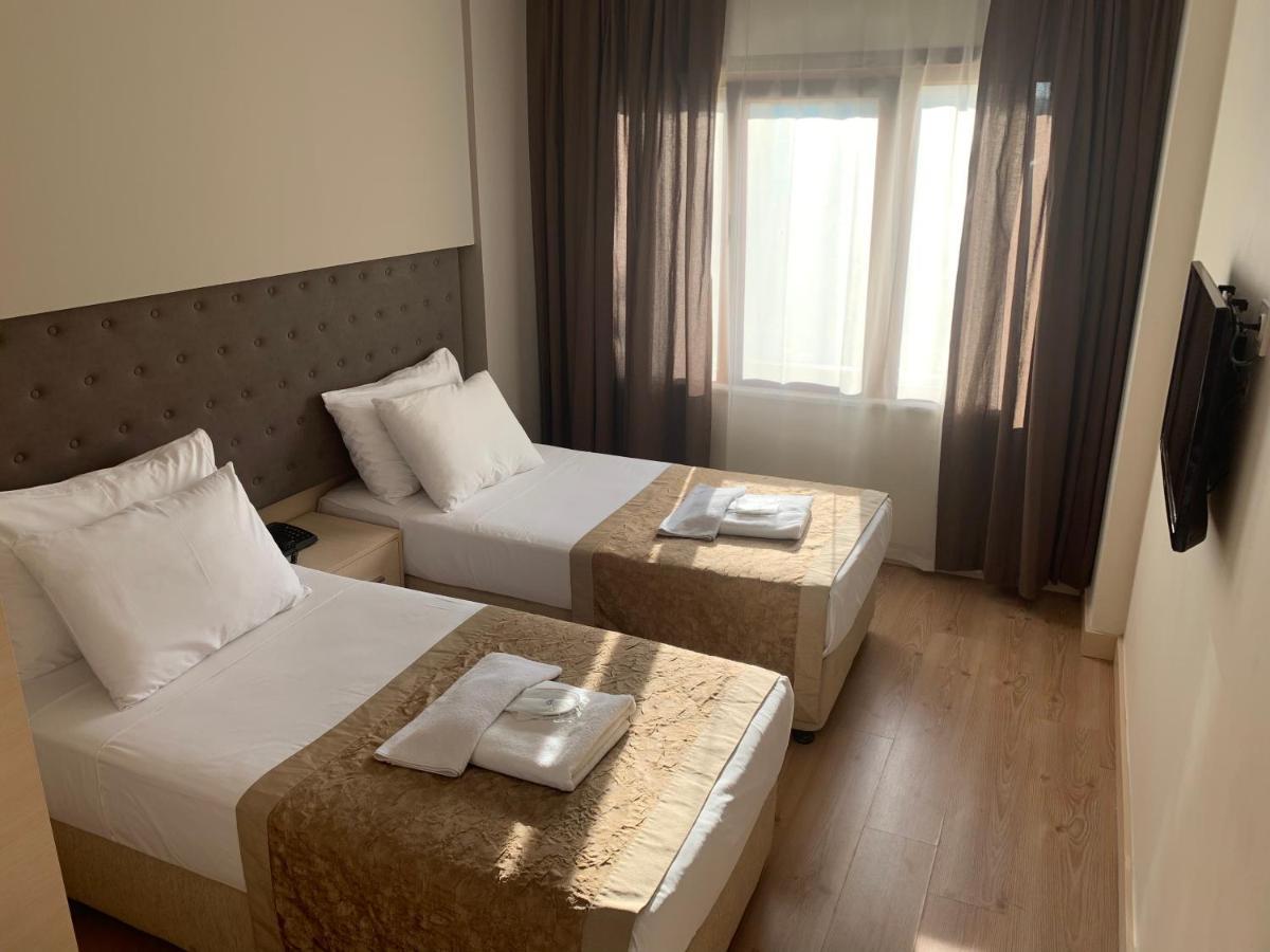 Kecik Hotel Istanbul Exterior photo